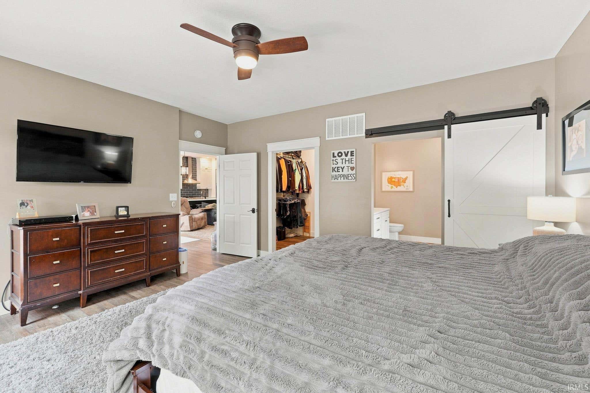 Image of 6099 N 950 E